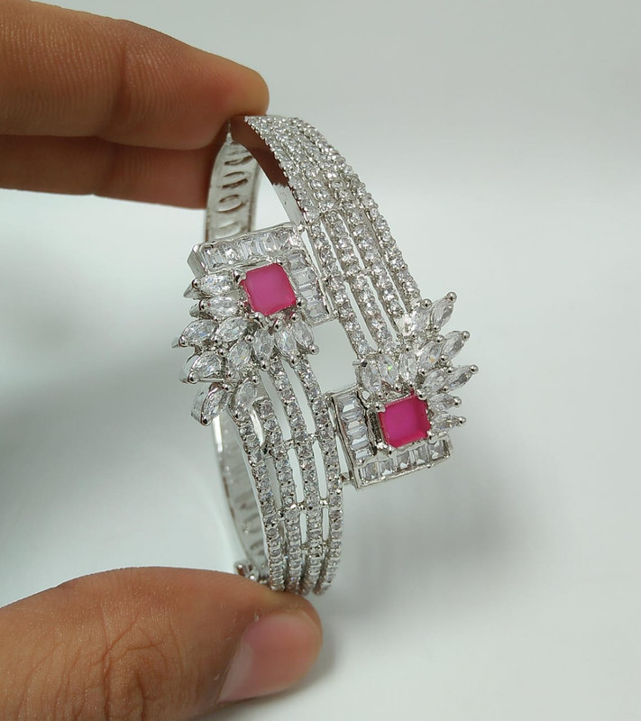 Buy American Diamond Bracelet Online – Nithilah