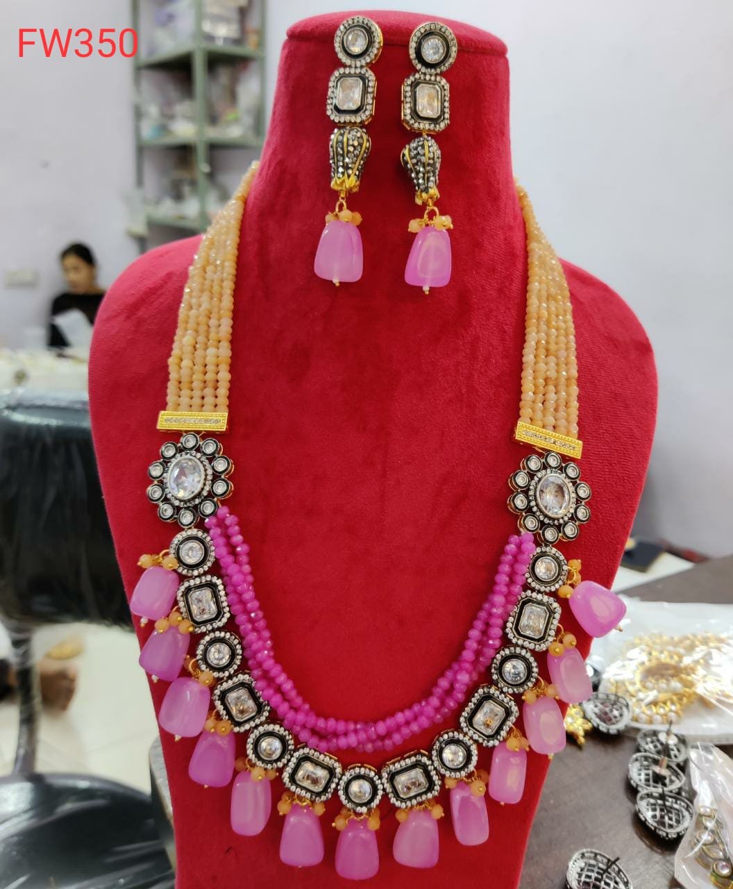 Elegant Crystal Beaded Necklace Set